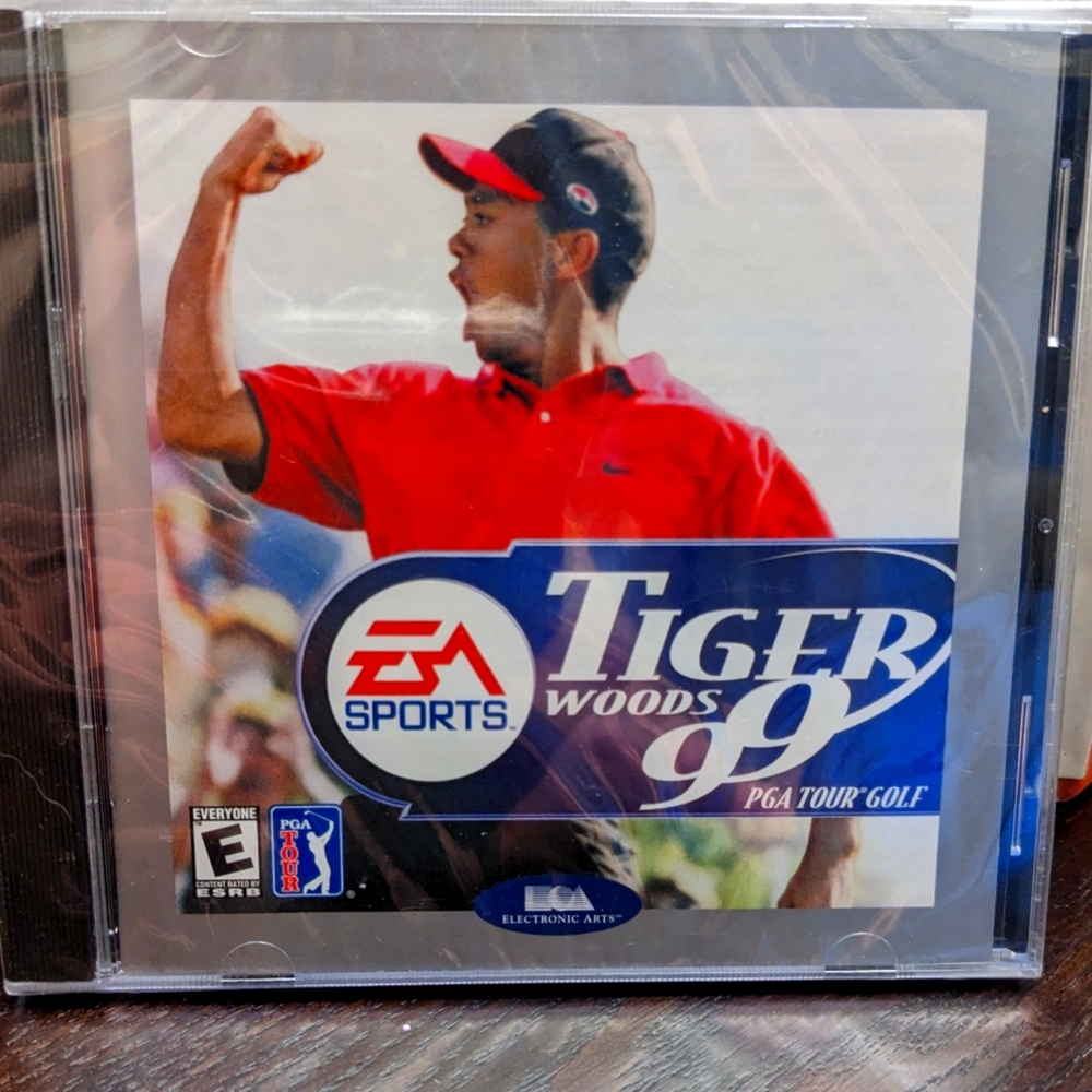Tiger Woods 99 PC game Brand New sealed